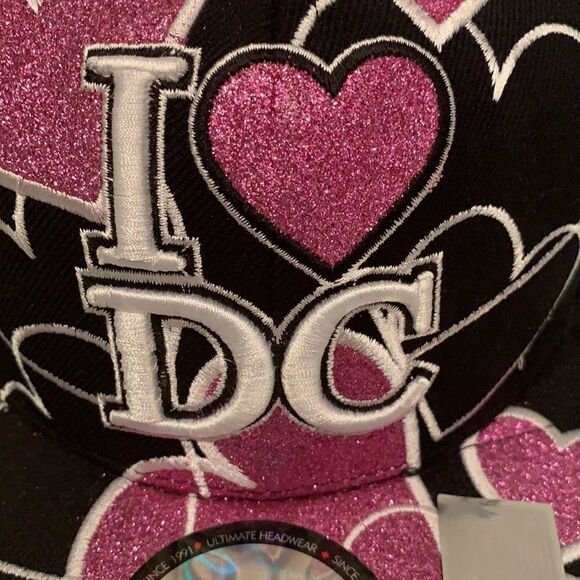 I Love DC Baseball Cap - Picture 2 of 7